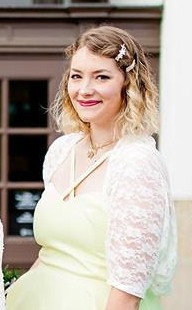 Mint bridesmaid in lace shawl